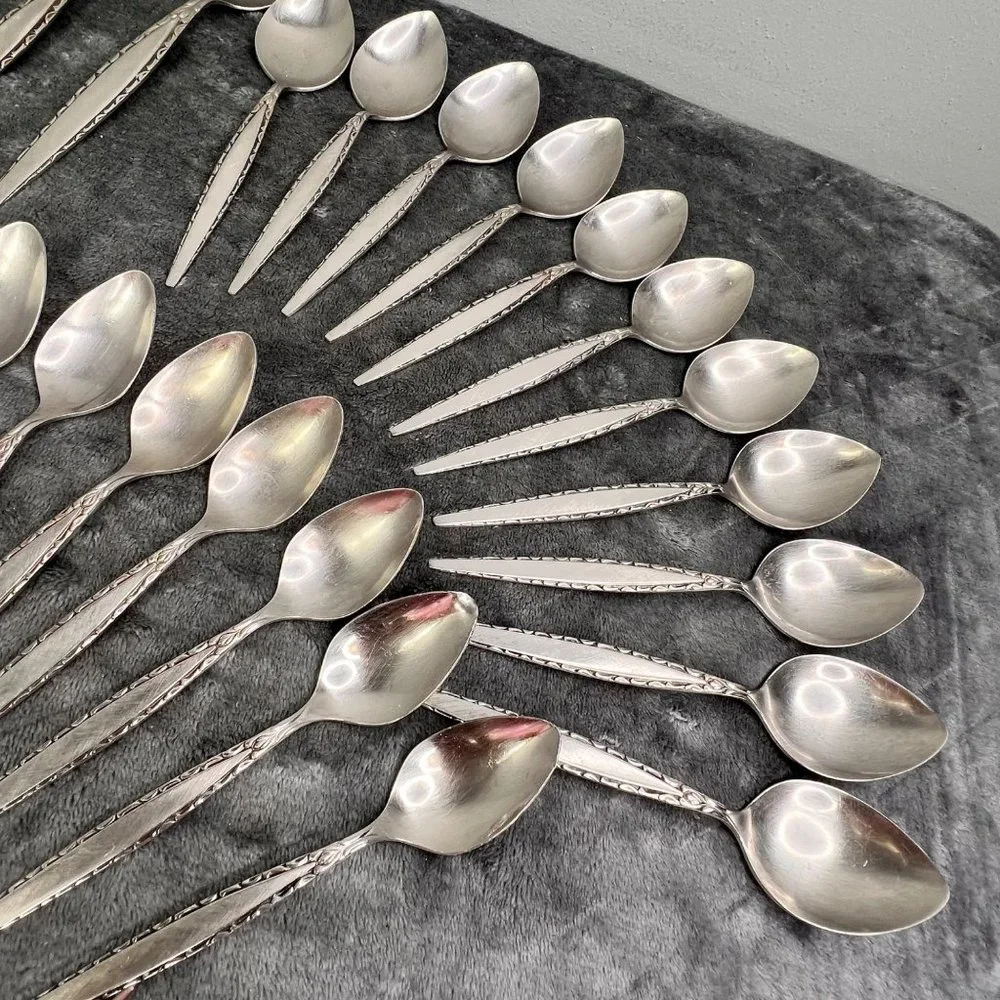 Oneida Community Venetia Flatware Set 43 pc Stainless Steel Forks Spoons Serving